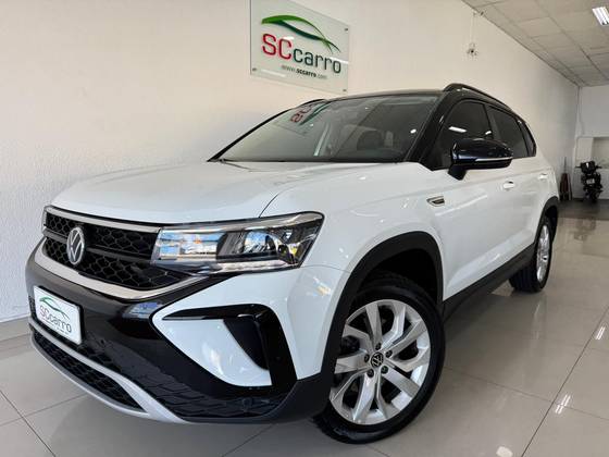 VOLKSWAGEN TAOS 1.4 250 TSI TOTAL FLEX COMFORTLINE AUTOMÁTICO